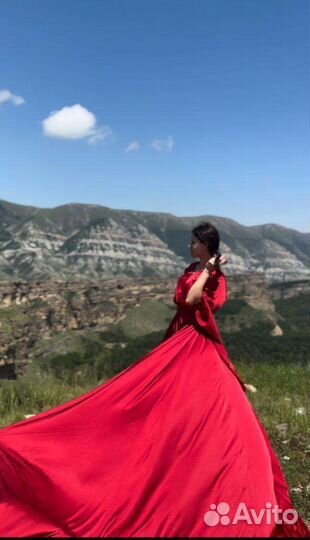 Летящее платье со шлейфом для фотосессии аренда