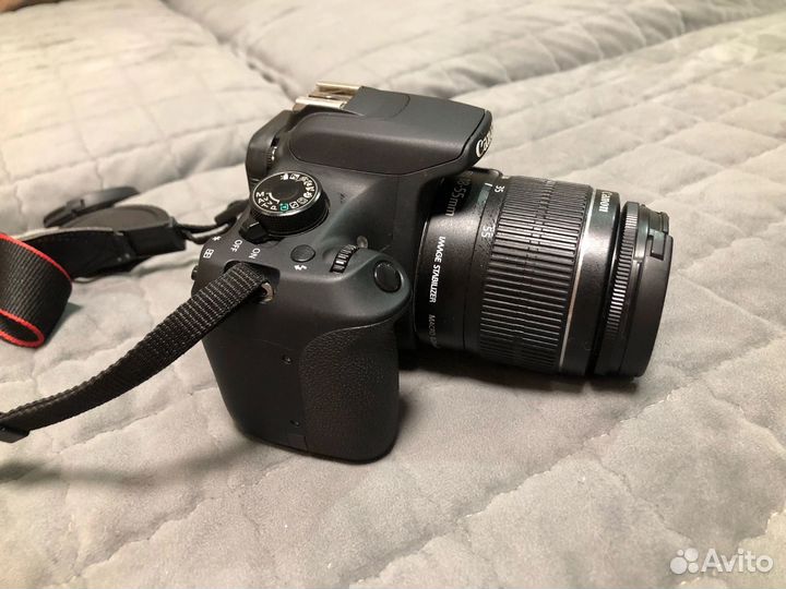 Canon EOS 1200D