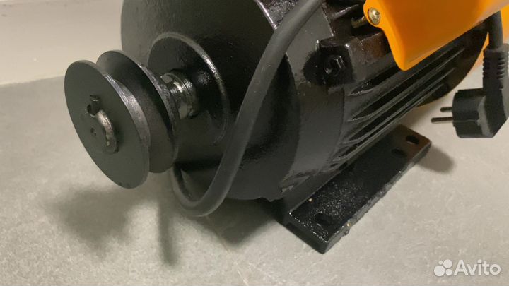 Электродвигатель 2.2 кВт 220В