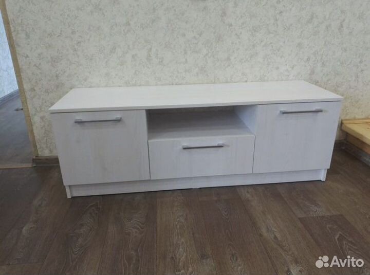 Тумба под тв 1235