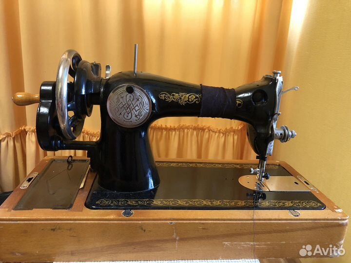Швейная машинка Подольск 1м 1958г