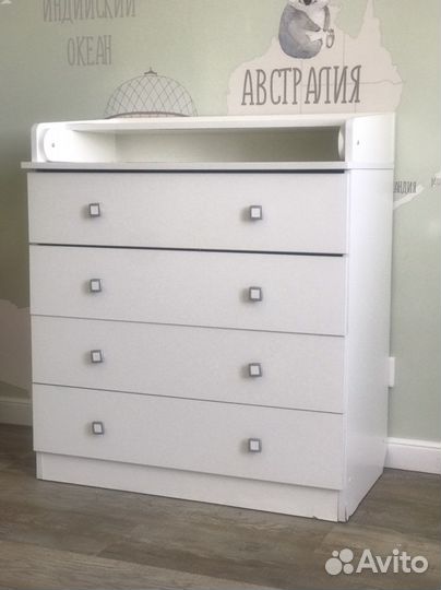 Пеленальный комод белый