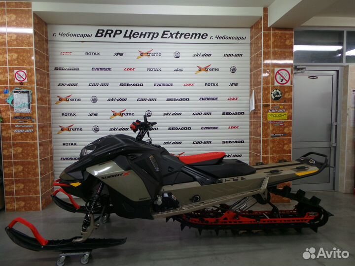 Снегоход BRP Ski-doo Summit X Expert 154 850 Turbo