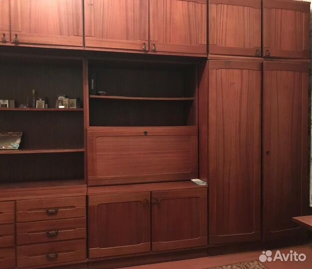 Стенка в гостиную