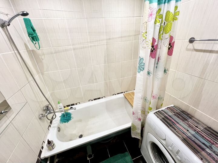 2-к. квартира, 52,8 м², 1/10 эт.