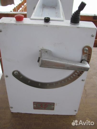 Тестораскаточная машина