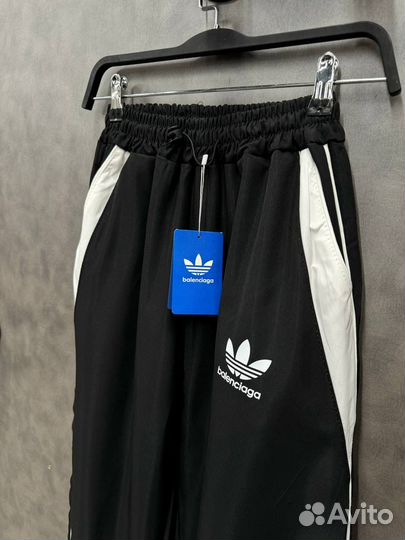 Спортивные штаны Adidas