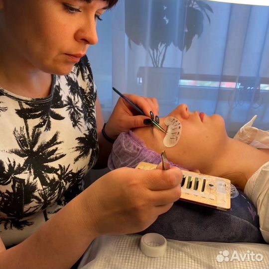 Наращивание ресниц, Ламинирование ресниц