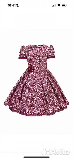 Нарядное платье для девочки 128 -134