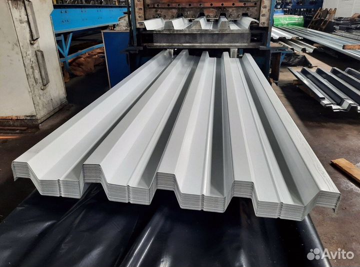 Профлист оцинкованный 0.7х1000х1500 1060 нс35