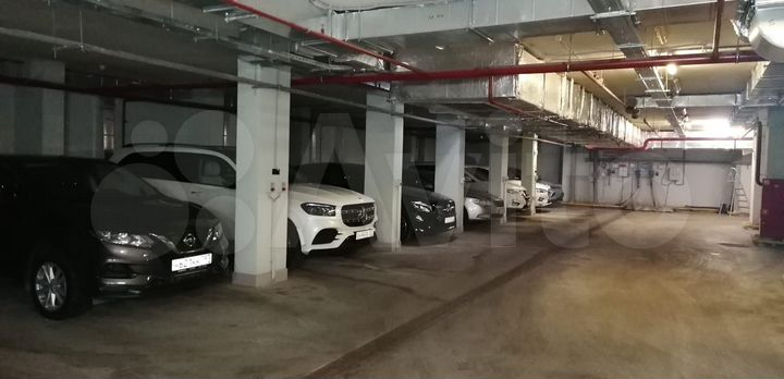 Машиноместо, 15 м²