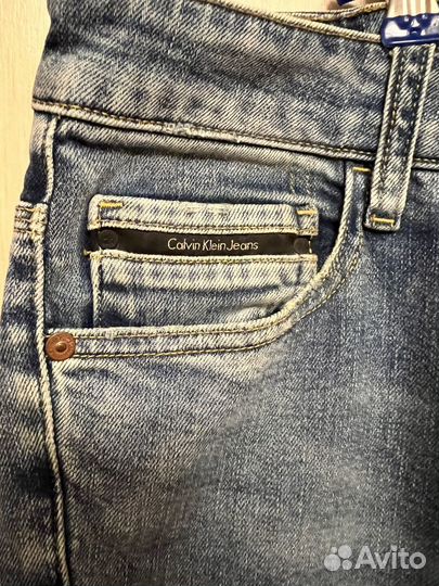 Джинсы Calvin klein 32