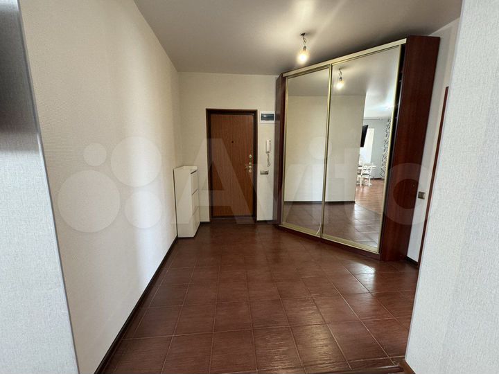 2-к. квартира, 60 м², 5/9 эт.