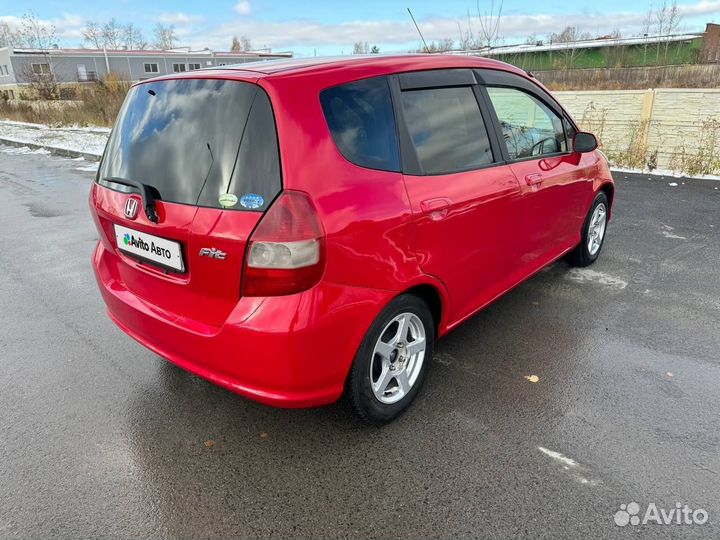 Honda Fit 1.3 CVT, 2002, 174 000 км