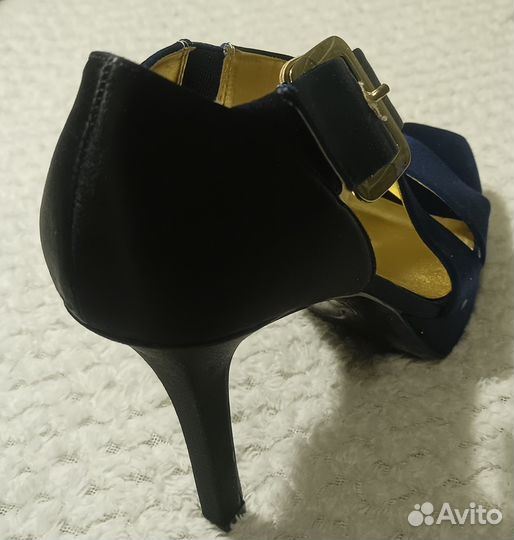 Босоножки женские 38 размер на высоком каблуке