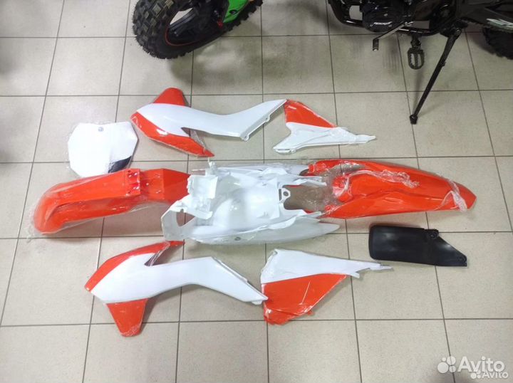 Комплект пластика тип KTM 14-17года