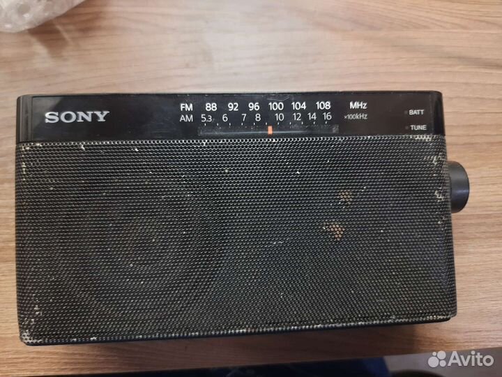 Радиоприемник Sony