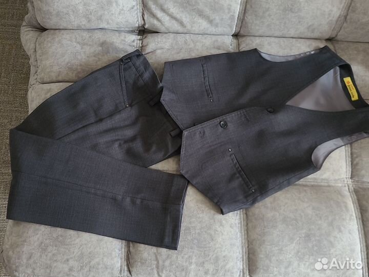 Школьная форма для мальчика серая 128 134