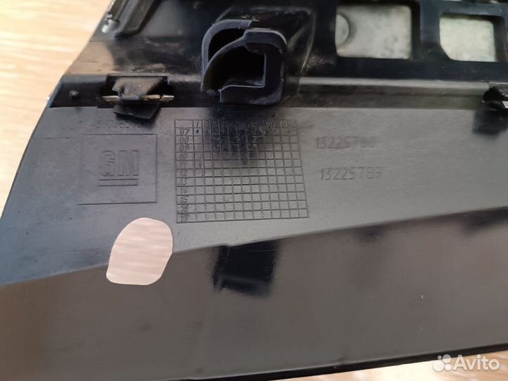 Решетка радиатора Opel Astra H