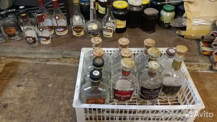 Бутылка стеклянная