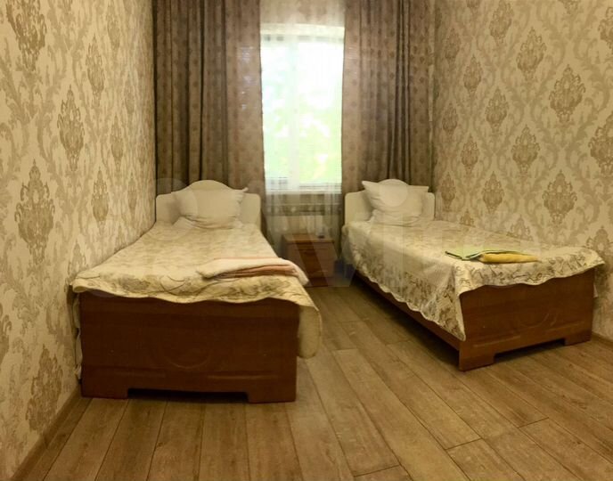 2-к. апартаменты, 65 м², 1/3 эт.