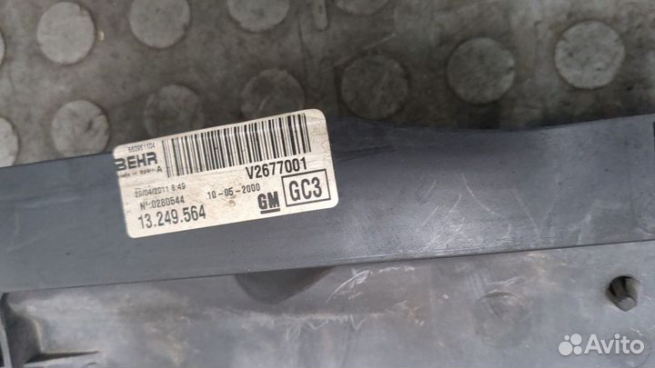 Вентилятор радиатора Opel Corsa D, 2011