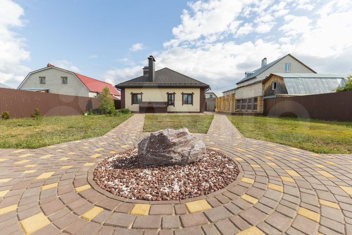 Коттедж 240 м² на участке 14 сот.