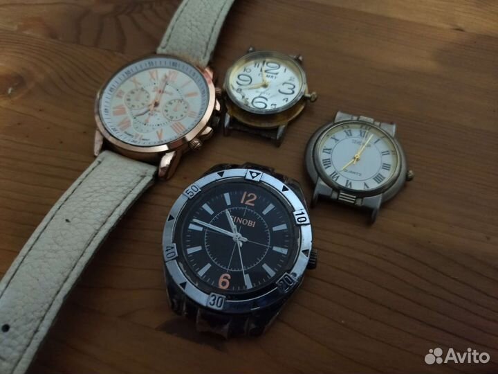 Кварцевые часы и механизмы