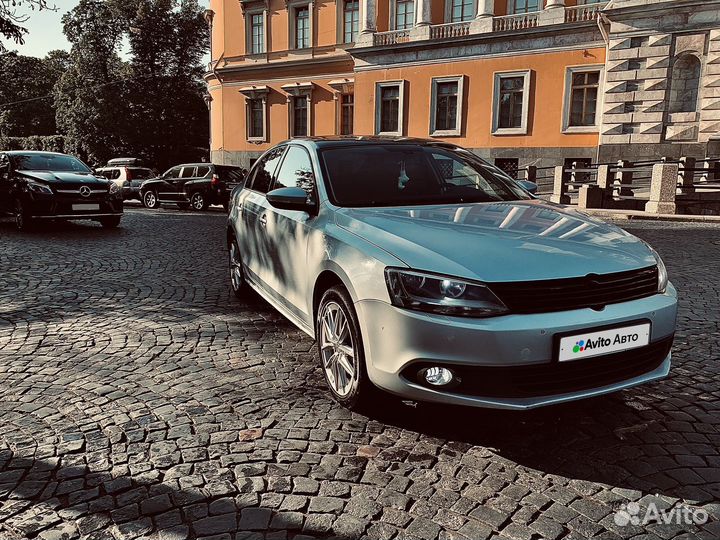 Volkswagen Jetta 1.6 AT, 2012, 220 000 км