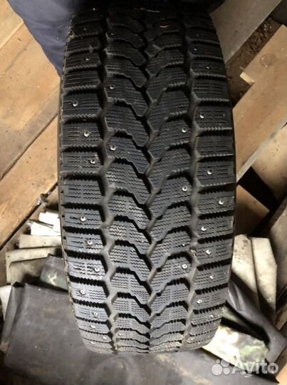 Yokohama Ice Guard F700Z 225/55 R18