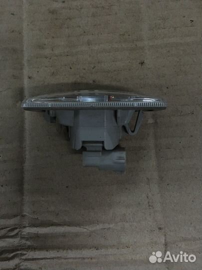 Nissan almera g15 Повторитель