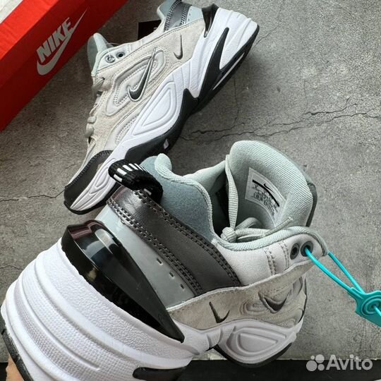 Кроссовки женские Nike M2K Tekno