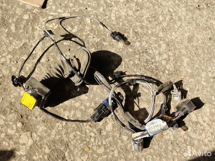 Проводка передней правой двери Laguna 2