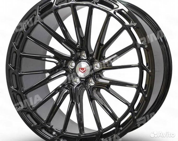 Кованый диск в стиле vossen R19 5x112. Новые диски