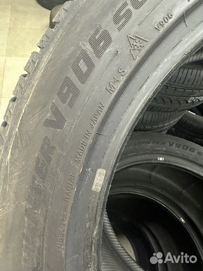 Yokohama BluEarth Winter V906 275/45 R20 и 305/40 R20 112V