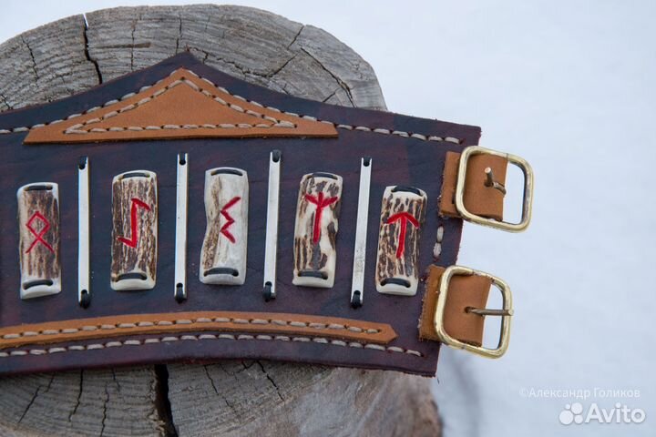 Напульсник. Браслет. Руны. Ручная работа