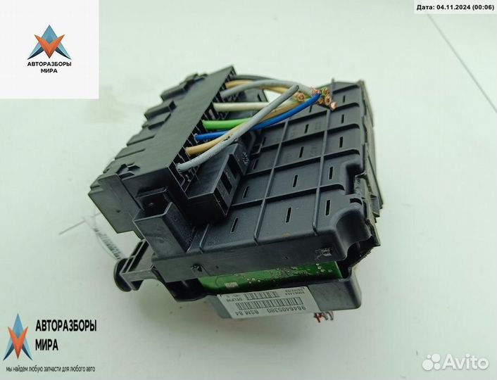 Блок предохранителей Peugeot 307 2002 96464405380