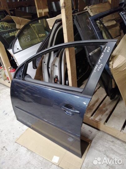 Дверь передняя Volkswagen Golf