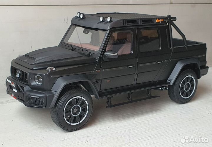 Mercedes Brabus G800 1:18