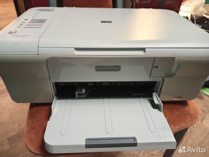 Принтер цветной HP Deskjet F4213