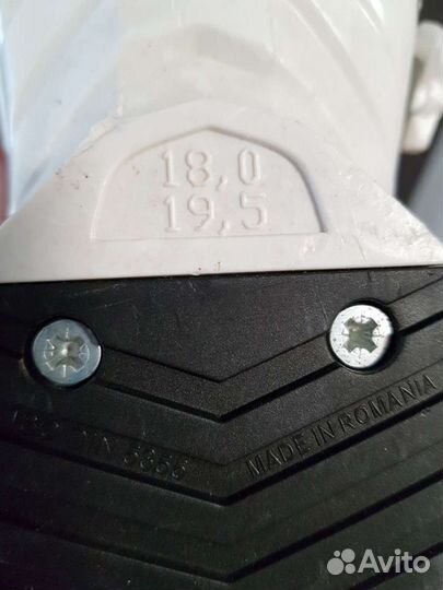 Горнолыжные ботинки atomic