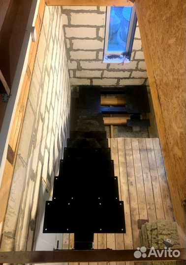 Метлличесакую лестницу Изготовим