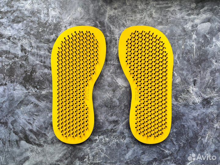 Доска садху в форме следа из каучука