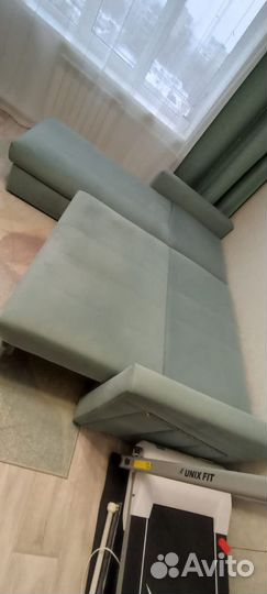 Большой угловой диван