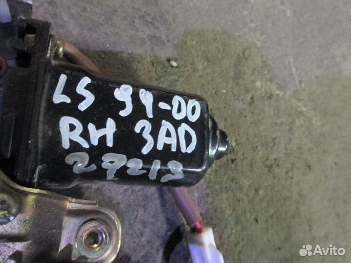 Стеклоподъемник электр. задний правый Lexus LS 400