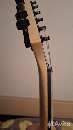 Электрогитара