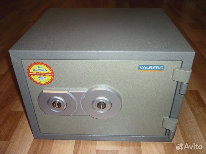 Сейф Valberg FRS-30 KL