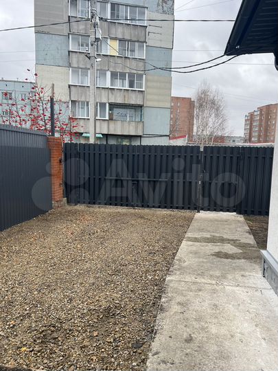 3-к. квартира, 80 м², 1/1 эт.