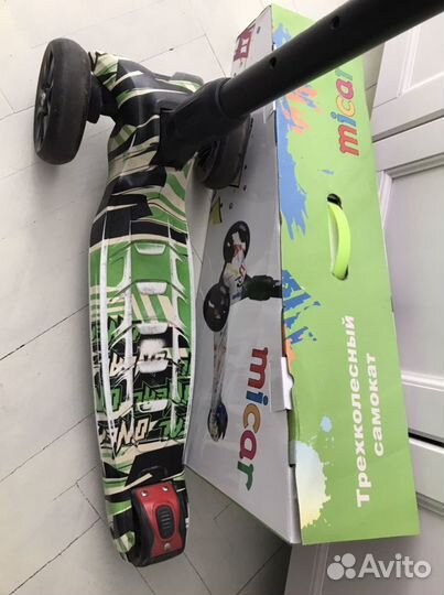 Самокат Micar светящиеся все колеса