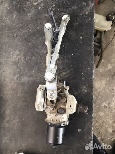 Моторчик стеклоочистителя LADA xray